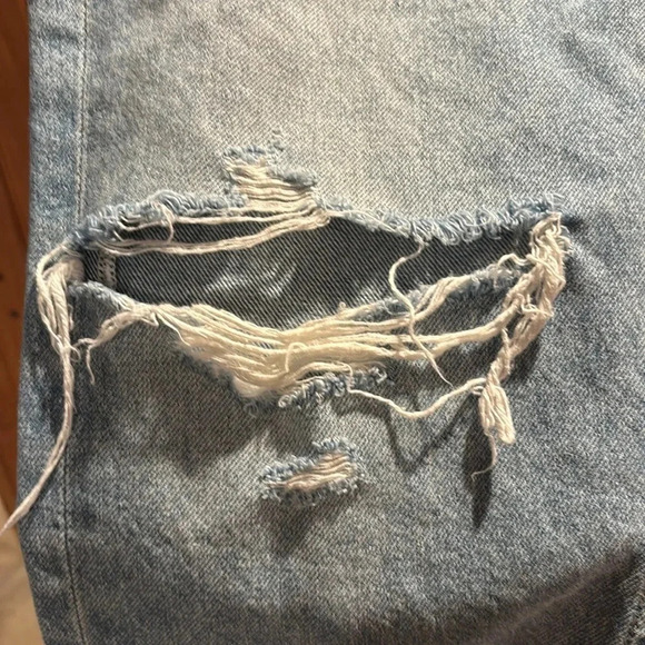 CITIZENS OF HUMANITY marlee distressed jeans - Picture 4 of 9